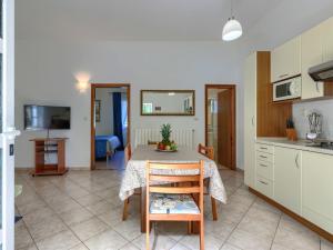 Apartment Nino-4 by Interhome