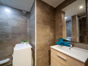 Appartements Apartment Pegase Phenix-71 by Interhome : photos des chambres