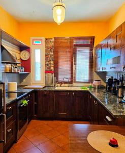 Terrazza 14, Family house in Elefsina