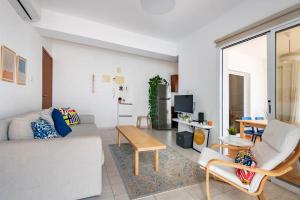 Top Floor Apartment City Center