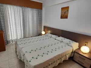 Solo familias Torre Domo Benidorm