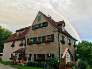 Charmant trifft Moderne - Ferienwohnung Linde - أبسبيرغ