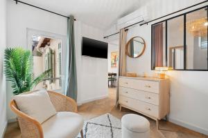 Nice Renting - BARBERIS - Unique Getaway 2-Room with Rooftop Terrace