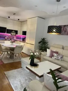 Apartment Anaa - 特尔日奇