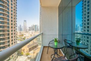 RH- Chic & Sleek Studio apartment, near Burj Khalifa