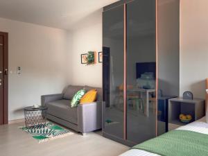 Great Hill Color Mood Pool Gym Naiyang