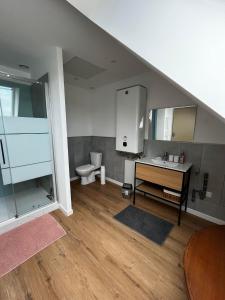 Loft moderne dominant la ville