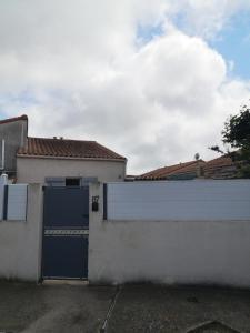 Maisons de vacances Vacances a Vic avec piscine collective : photos des chambres
