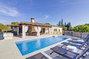 Finca Son Blai Petit by Rentallorca