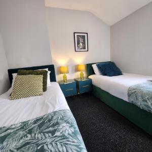 Cottage style 2 Bedroom Apt in City, near Utilita Arena & Free Parking