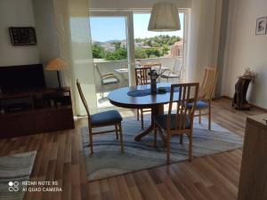 Charmante Ferienwohnung in Drage mit Eigener Terrasse 