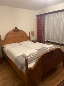 Modern Täsch Apartment with Free Parking