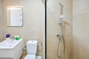 Sea Gem Apartment in Infinity Beach Resort - parking