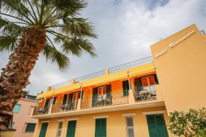 Hotel Rivamare