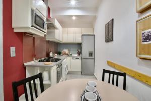 Standard Apartment by Hi5- Kazinczy 2 bedroom