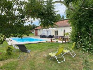 Location vacances maison avec piscine sauna spa proche plages