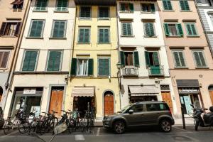 Dimora Ognissanti Apartment by Mamo Florence