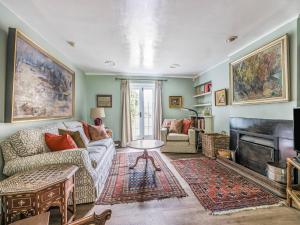 Charming Cottage With Amazing Views - Pass the Keys