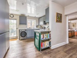 Charming Cottage With Amazing Views - Pass the Keys