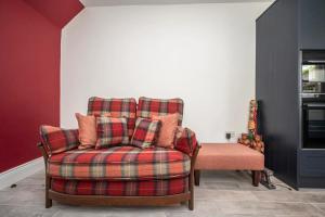 Large Period House with Garden near Peckham London - Pass the Keys