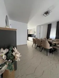 Villa Isola - Neviđane