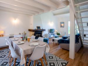 Holiday Home Les Pins by Interhome