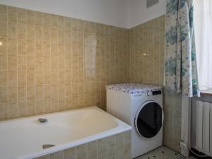 Maisons de vacances Holiday Home Romeur by Interhome : photos des chambres