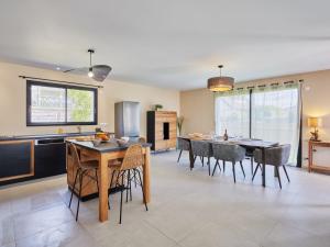 Maisons de vacances Holiday Home Les sablons by Interhome : photos des chambres