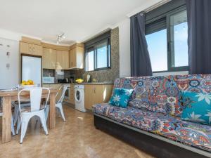 Apartment Sol y Mar II by Interhome