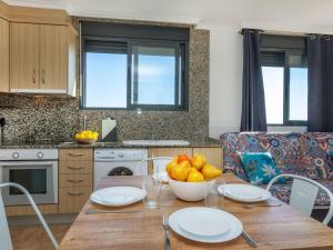 Apartment Sol y Mar II by Interhome