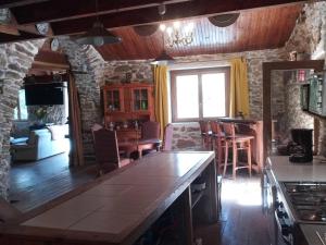 Maisons de vacances Maison de montagne rustique : photos des chambres