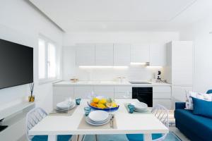 Sea View Deluxe Apartments