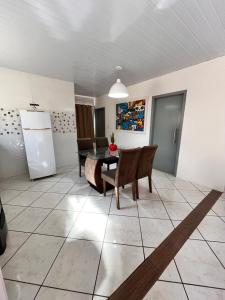 Casa espaçosa e aconchegante Cama King e ar condicionado