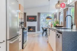 The Blue Pearl of Portneuf - Private hot tub Pool Trails Billiards - Deschambault