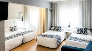 Quadruple Room room in Hotel Beleret