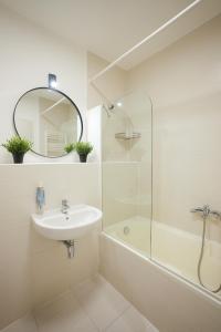 Agrabah Central Premium Apartment