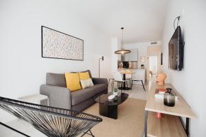 One-Bedroom Apartment room in Aspasios Atocha Apartments