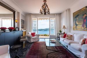 Villas ROMANTIC VILLA VI4412 By Riviera Holiday Homes : photos des chambres