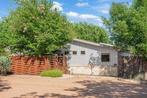 Claret House Full Kitchen and Private Hot Tub