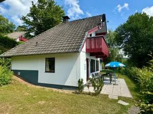 Ferienhaus 22 mit Seeblick und Garten bis 6 Personen - 基希海姆
