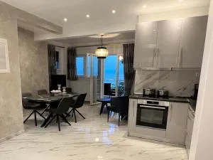 Seafront Lux Apartment - Vergia