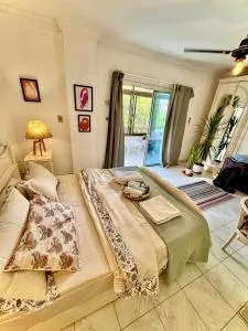 Large room with its own balcony - Tamuk