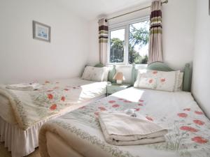 Chalet Meadowview Lodge 2 by Interhome