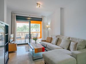 Apartment Jardines del Puerto by Interhome