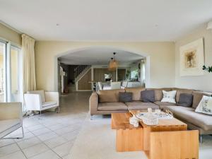 Maisons de vacances Holiday Home La pinede by Interhome : photos des chambres