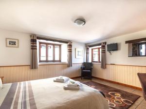 Holiday Home Dairy Cottage by Interhome