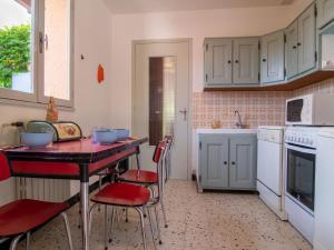Maisons de vacances Holiday Home L-Agapanthe by Interhome : photos des chambres