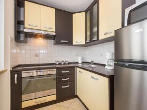 Holiday Home Cvitan by Interhome