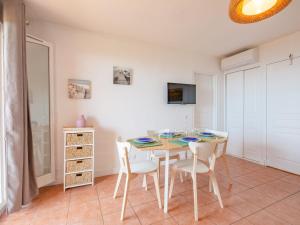 Apartment Résidence Bellevue-2 by Interhome