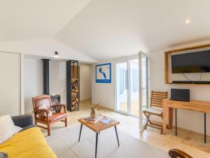 Maisons de vacances Holiday Home Charme de Port Morin by Interhome : photos des chambres